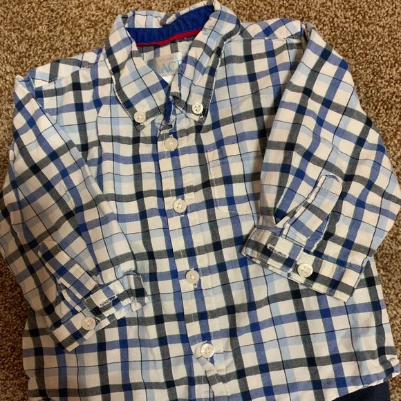 Bundle of 2 boys clothes 12M - Picture 2 of 3